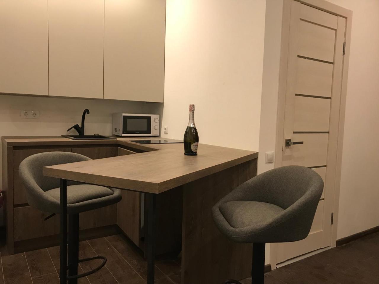 Vip Apartment Ploscha Rynok Lviv Eksteriør billede