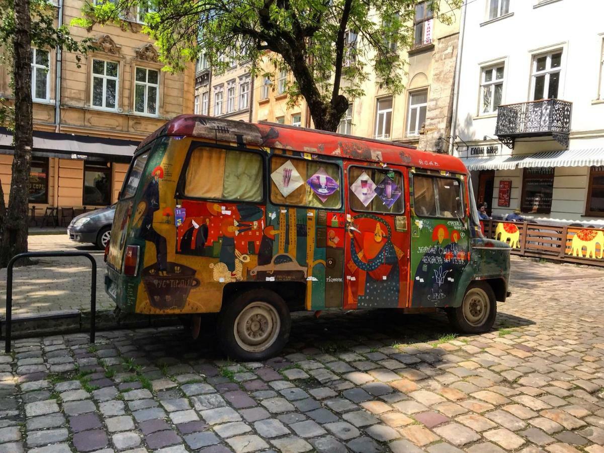 Vip Apartment Ploscha Rynok Lviv Eksteriør billede